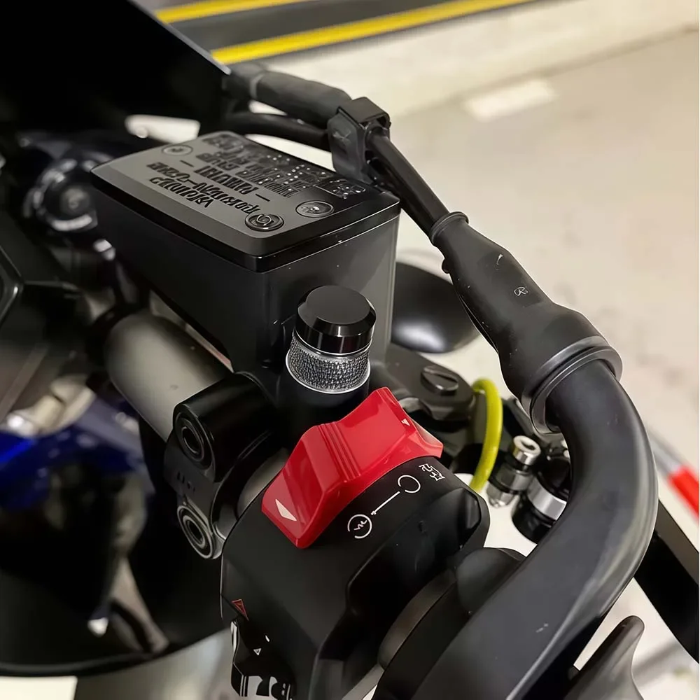 Рисунок 2 - Пара Yamaha TRACER 9 GT TRACER