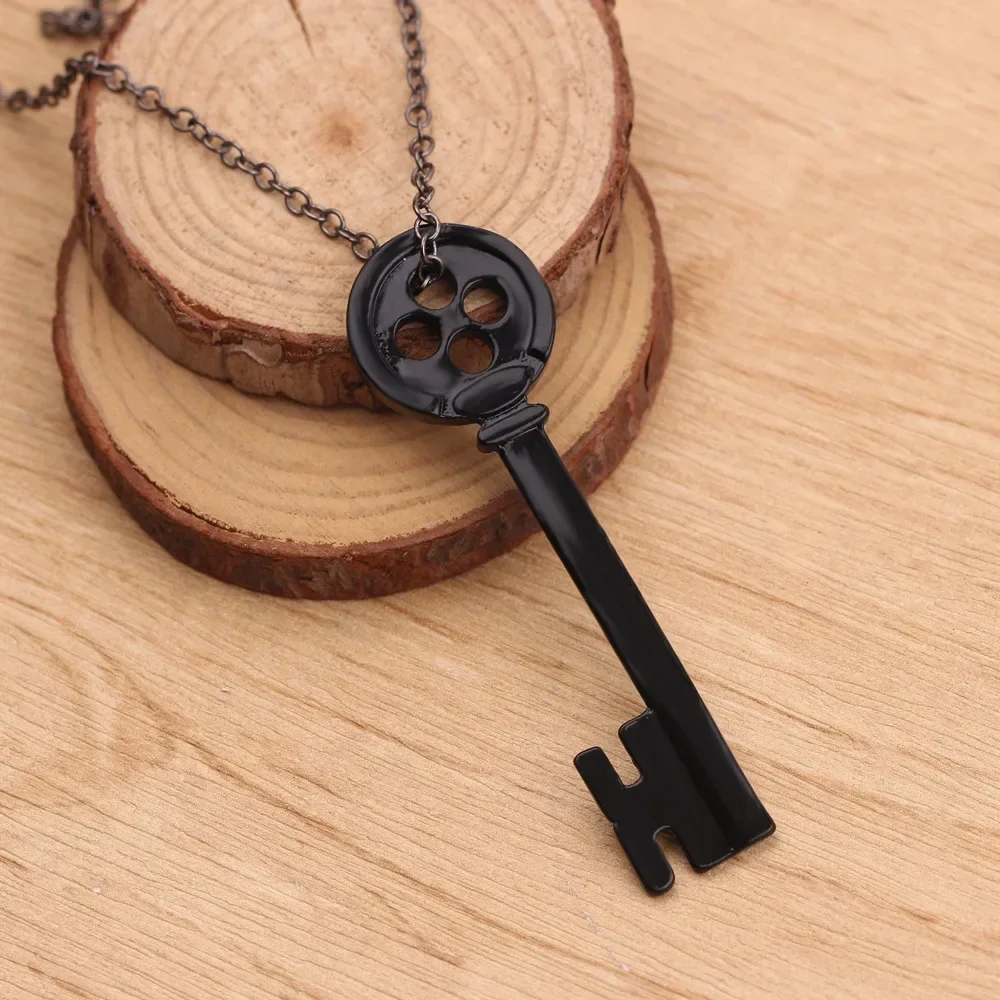 Movie Coraline Black Button Key of The Secret Door Pendant Necklaces Cosplay for Men and Wowen Gifts Accessories Whoelsale