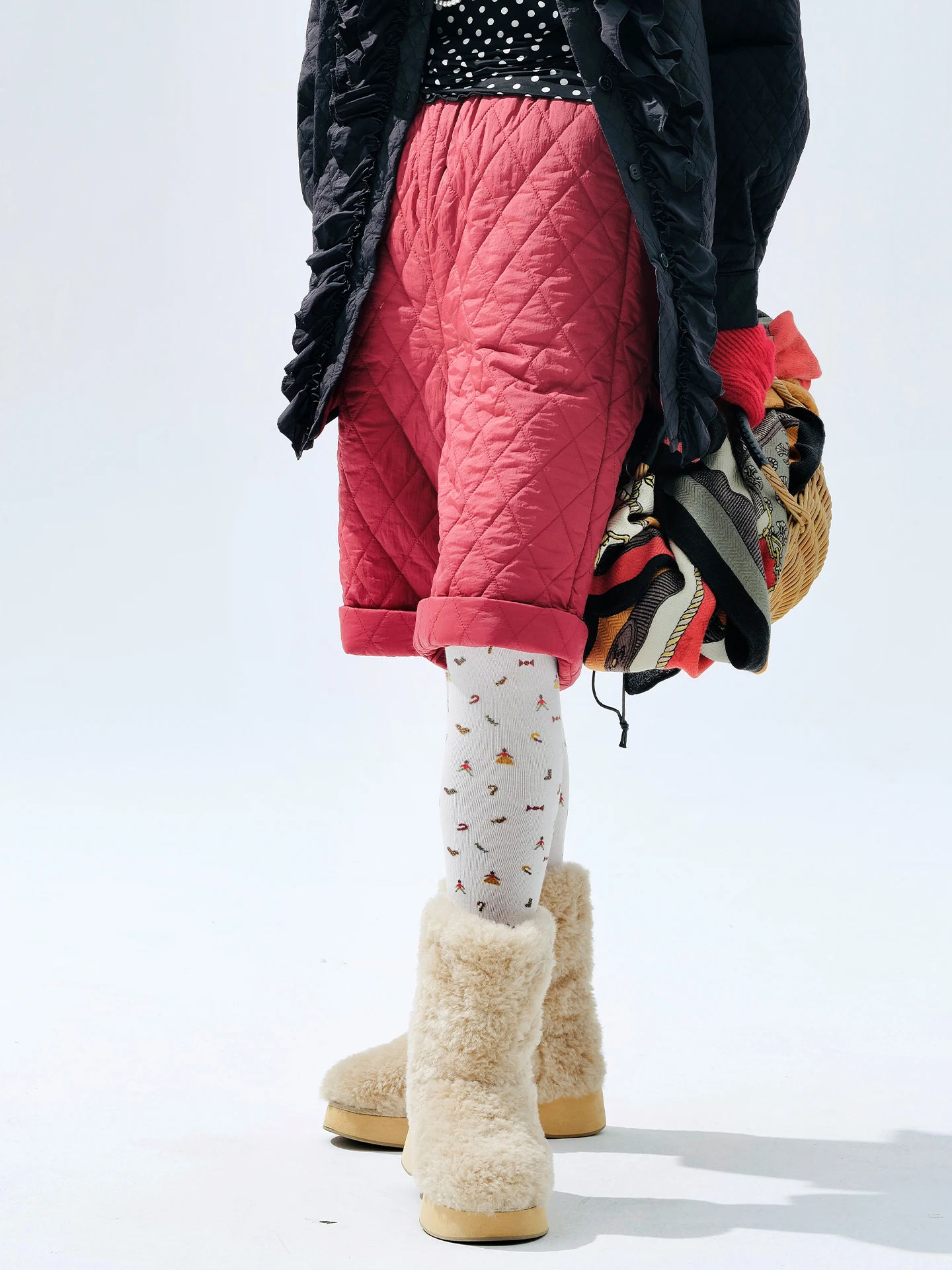 Shorts de algodão enchado borgonha imakokoni 2025 inverno nicho original-calças femininas casuais de comprimento médio e quentes 255272