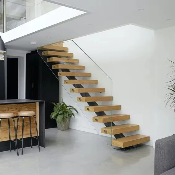 Customization Modern Indoor Steel Straight Granite Stairs Design High-End Marble Step with Super-White Glass Railing