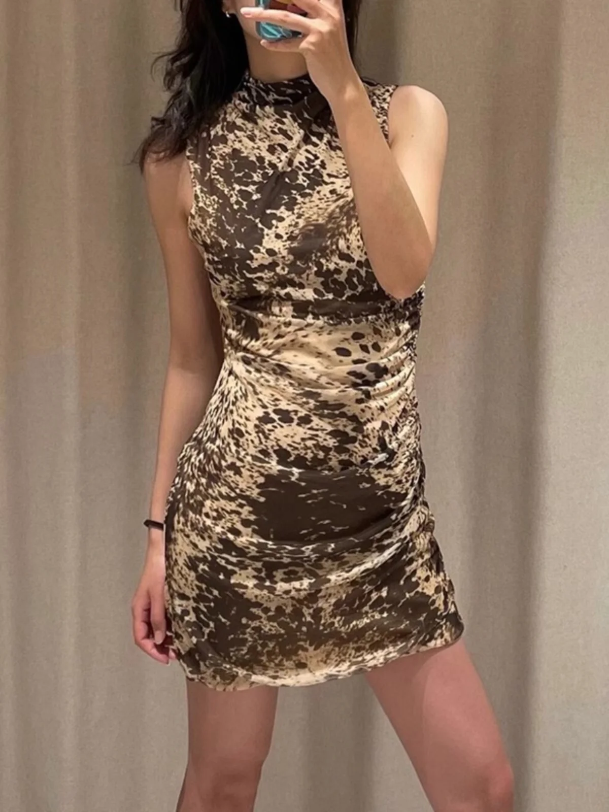 Wiosna 2025 Nowa Damska Dopasowana Spódnica z Jedwabnej Siateczki w Leopardzi Wzór ze Zwierzęcym Motywem, Okrągły Dekolt, Krój A-Line