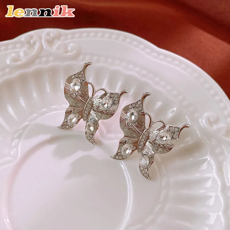 LENNIK أقراط على شكل فراشة مرصعة بالألماس بإبرة فضية، ترصيع عالي الجودة عبر الحدود، مجوهرات كلاسيكية فريدة من نوعها