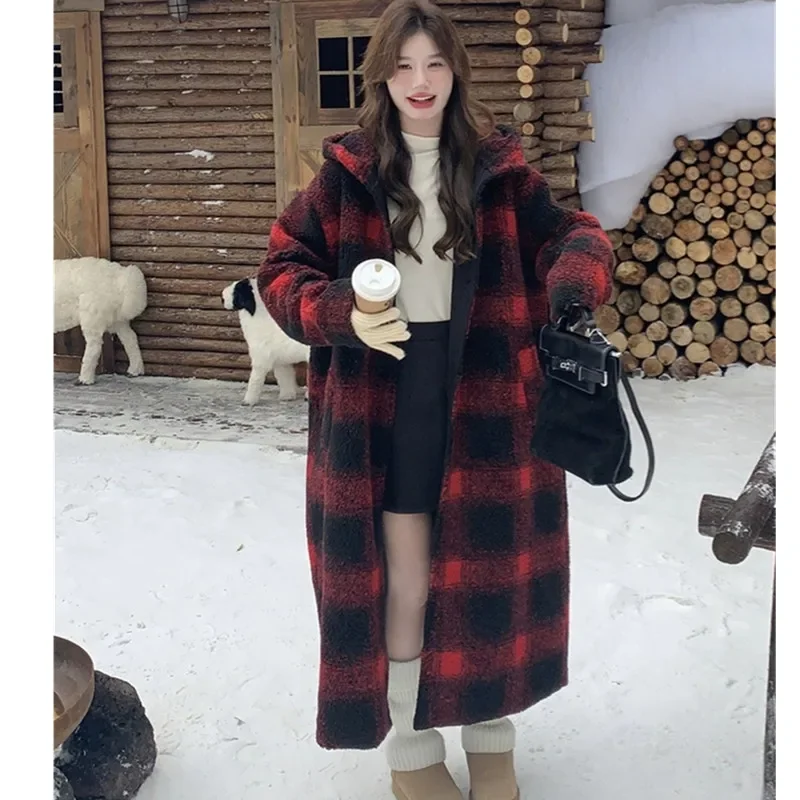 جديد شتاء 2026 معطف صوفي منقوش من صوف الضأن معطف نسائي على الموضة النسخة الكورية معاطف فضفاضة بقلنسوة معطف نسائي طويل سميك دافئ #6