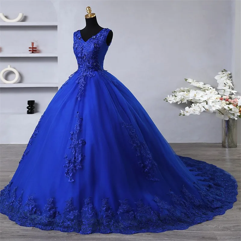 Customized Vestidos Blue Quinceanera Dress With Trian or Floor Elegant V Neck Ball Gown Luxury Party Dress Plus Size Prom Gown