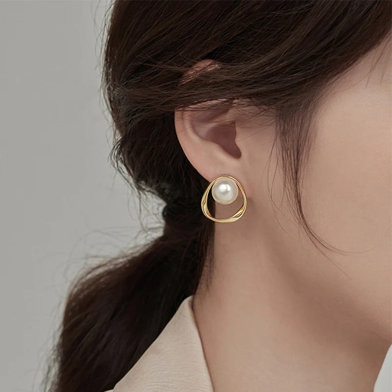 Foxanry 불규칙 기하학적 진주 스터드 귀걸이 여성용, 심플하고 우아함, 달콤한 알레르기 방지, 웨딩 신부 주얼리 선물