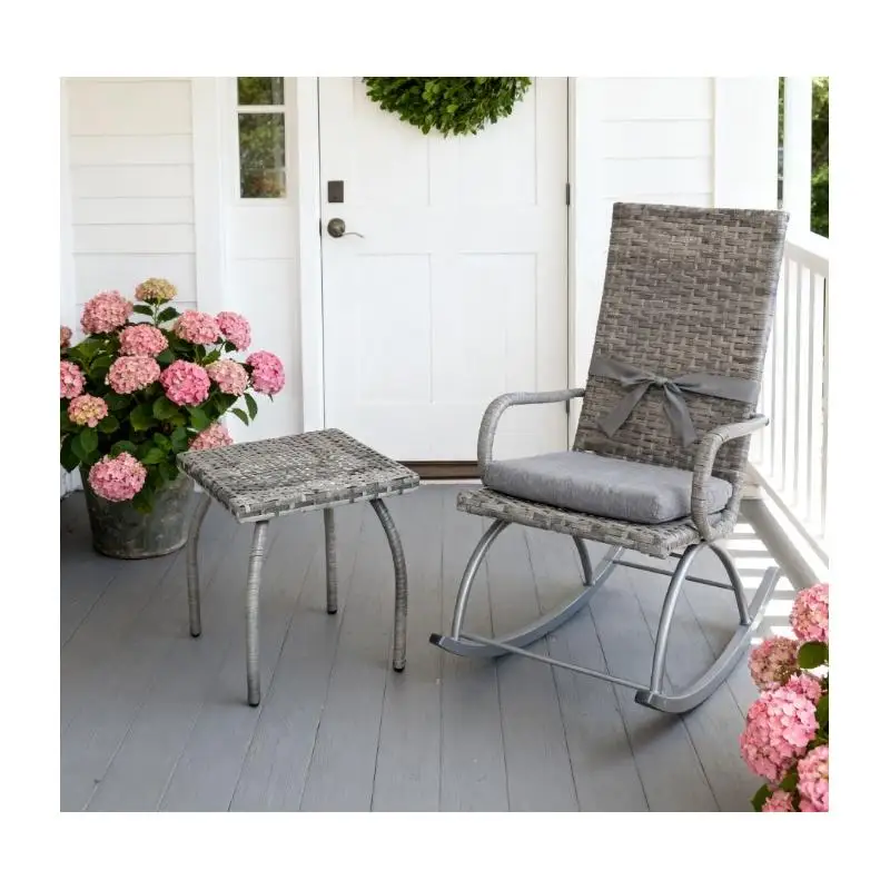 Small Square Wicker End Table for Outdoor Use, All-Weather Side Table for Garden, Balcony, Backyard, Coffee Table