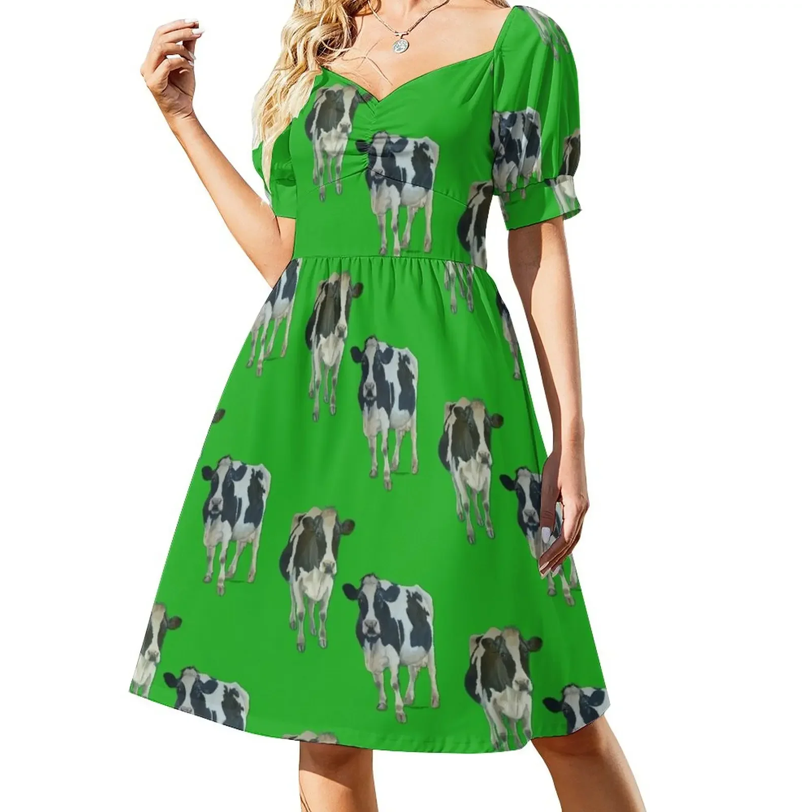 

Two Cows on Green Short-Sleeved Dress women's summer jumpsuit loose women's dress