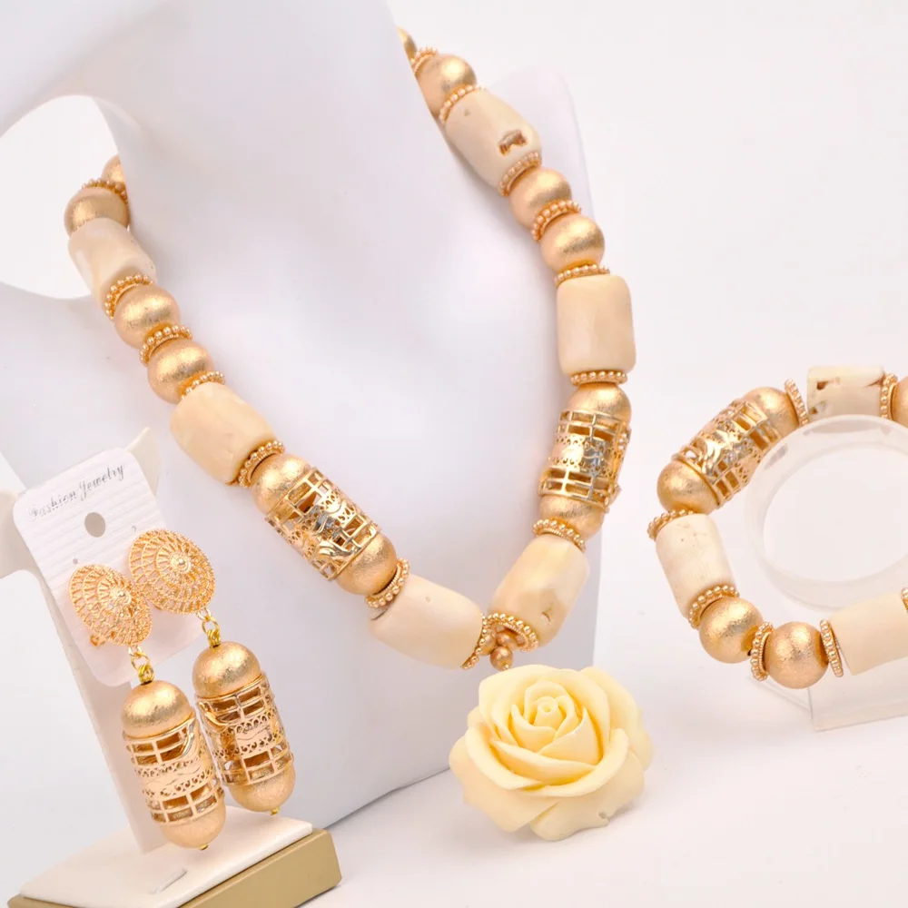 

Fashion White Natural Coral Necklace Flower African Beads Jewelry Set