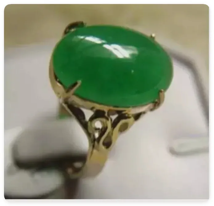

Fashion Pretty Lady Natural Oval Jade / Agate Bead Inlay Gemstone Ring AAA