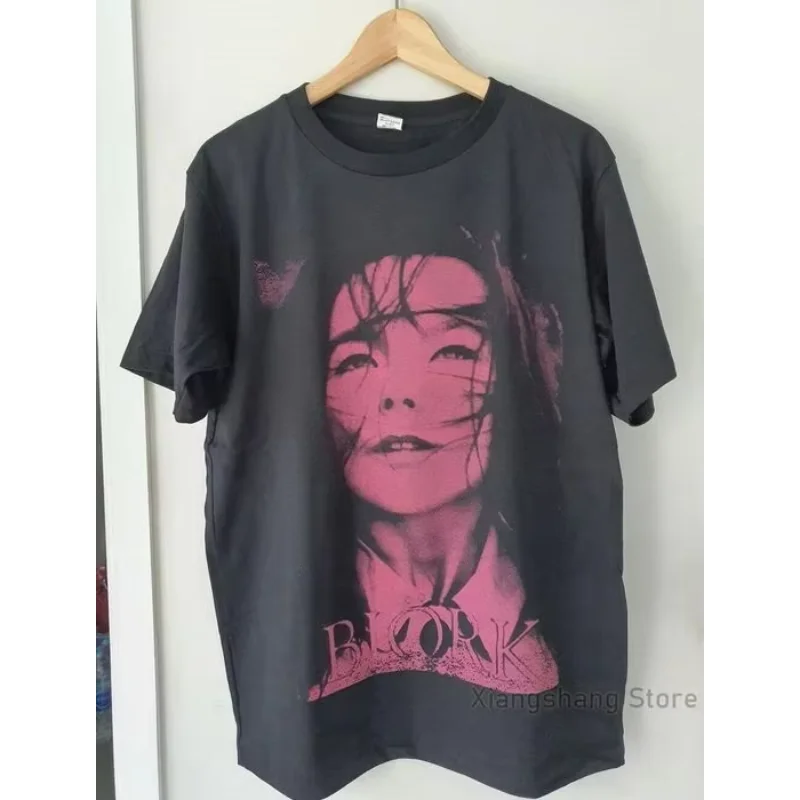 

Bjork Vintage Look Retro 90s Classic Style Unisex Tshirt For Men Women KH4120