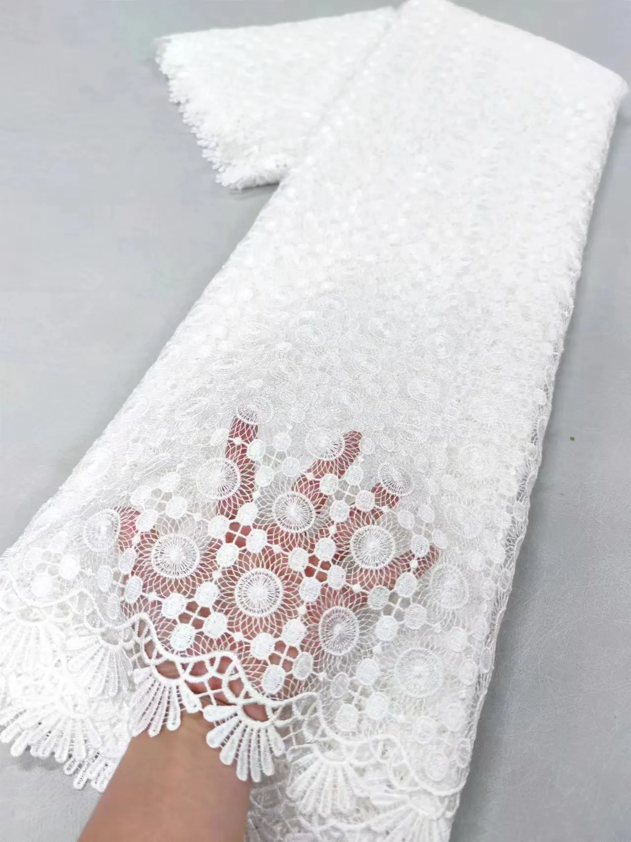 2024 Pure White African Guipure Cord Lace Fabric Embroidery High Quality Water Soluble Lace Fabric For Bridal Proom XL025