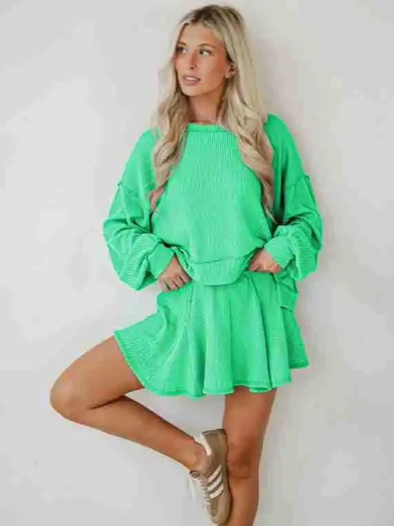 ชุดกระโปรงสั้นของผู้หญิงหลวมแฟชั่นหรูหราสลิมฟิตแขนยาวเอวสูงรอบคอกระโปรงมินิชุดสองชิ้น