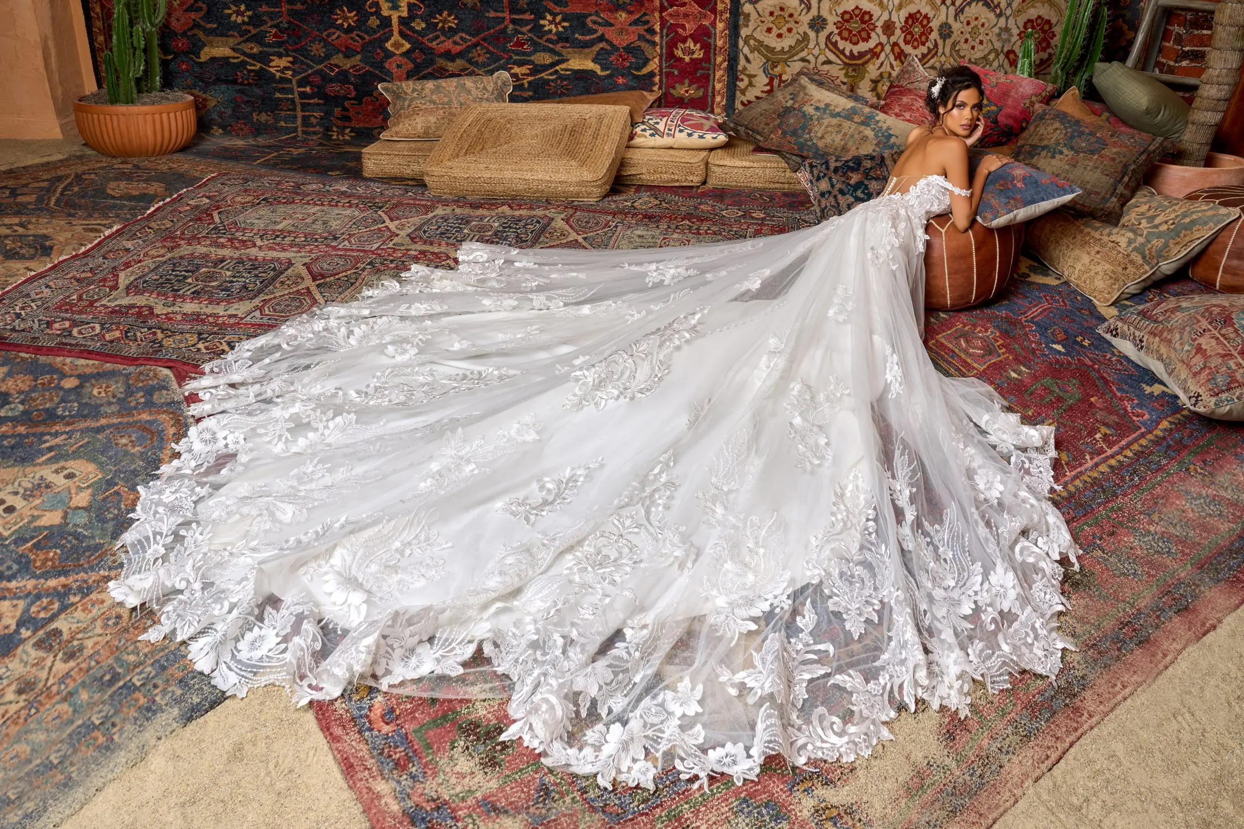 Luxury Pretty Detachable Train For Mermaid Wedding Dresses White Ivory Lace Appliqued Long Removable Skirt Custom Made