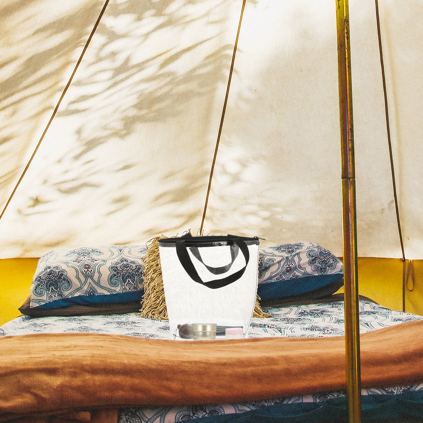 

Transparent PVC Toiletry Bag with Sturdy Zipper Closure Waterproof Travel Pouch for Women Wash Organizer Storage