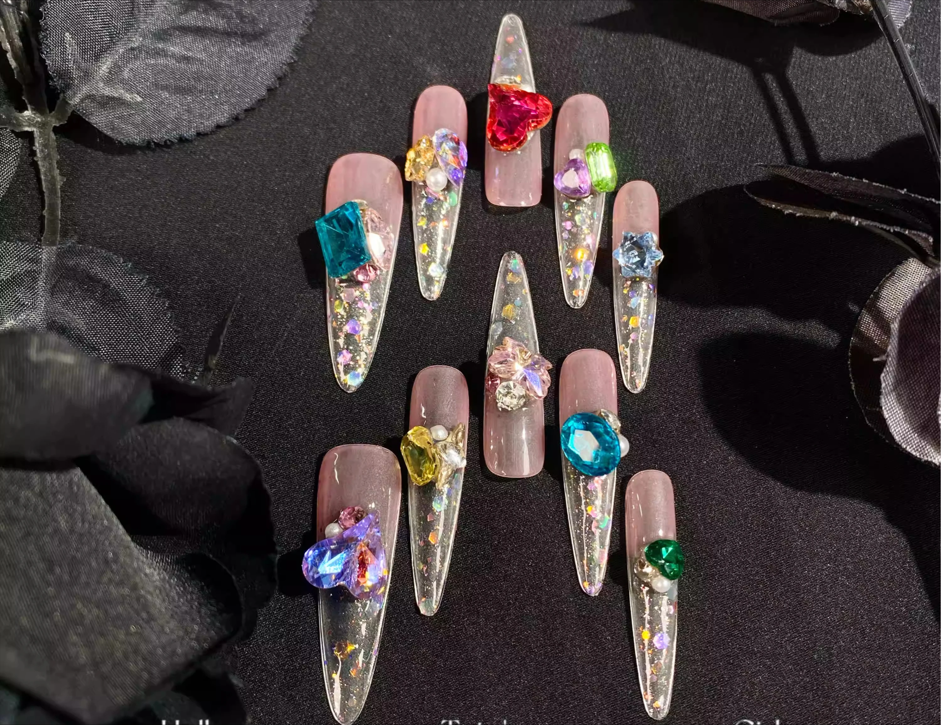 

Hand-worn Detachable Manicure Luxury Super Long T-tip Colored Diamond East Manicure Patch Custom Products