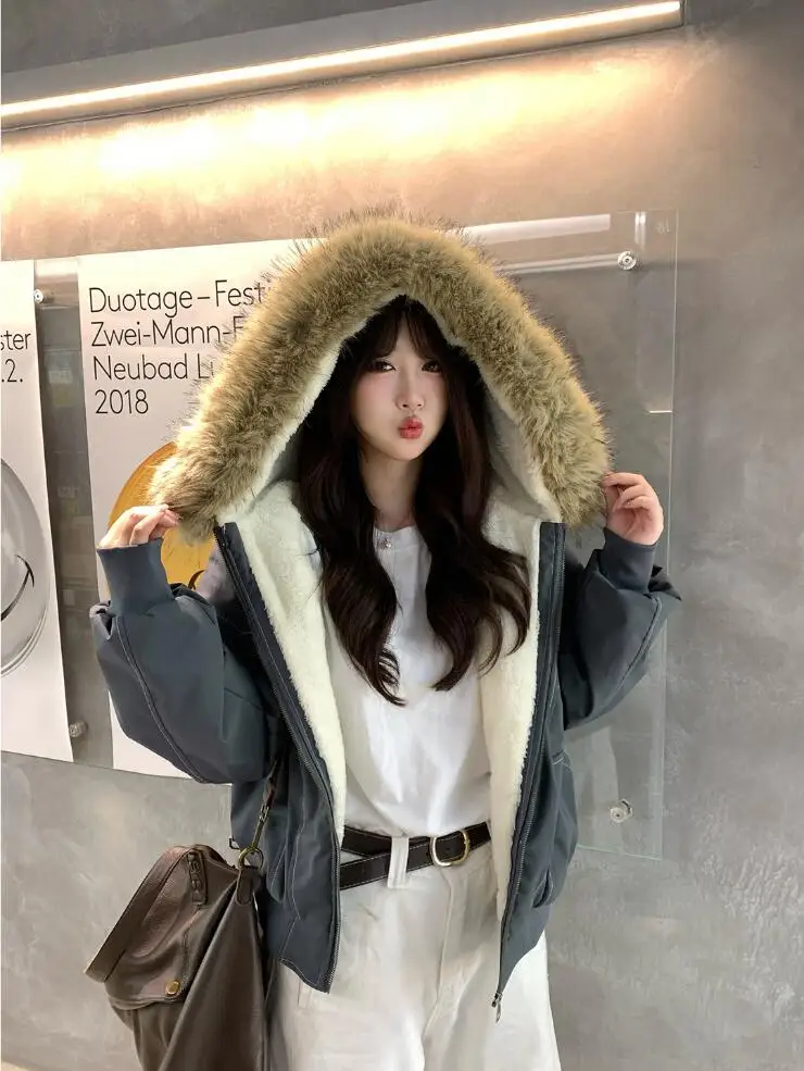 

2025 Retro Fur Collar Hooded Parkas Trend High Street Short Winter Jacket for Women Fashion Cotton Padded Outwear
