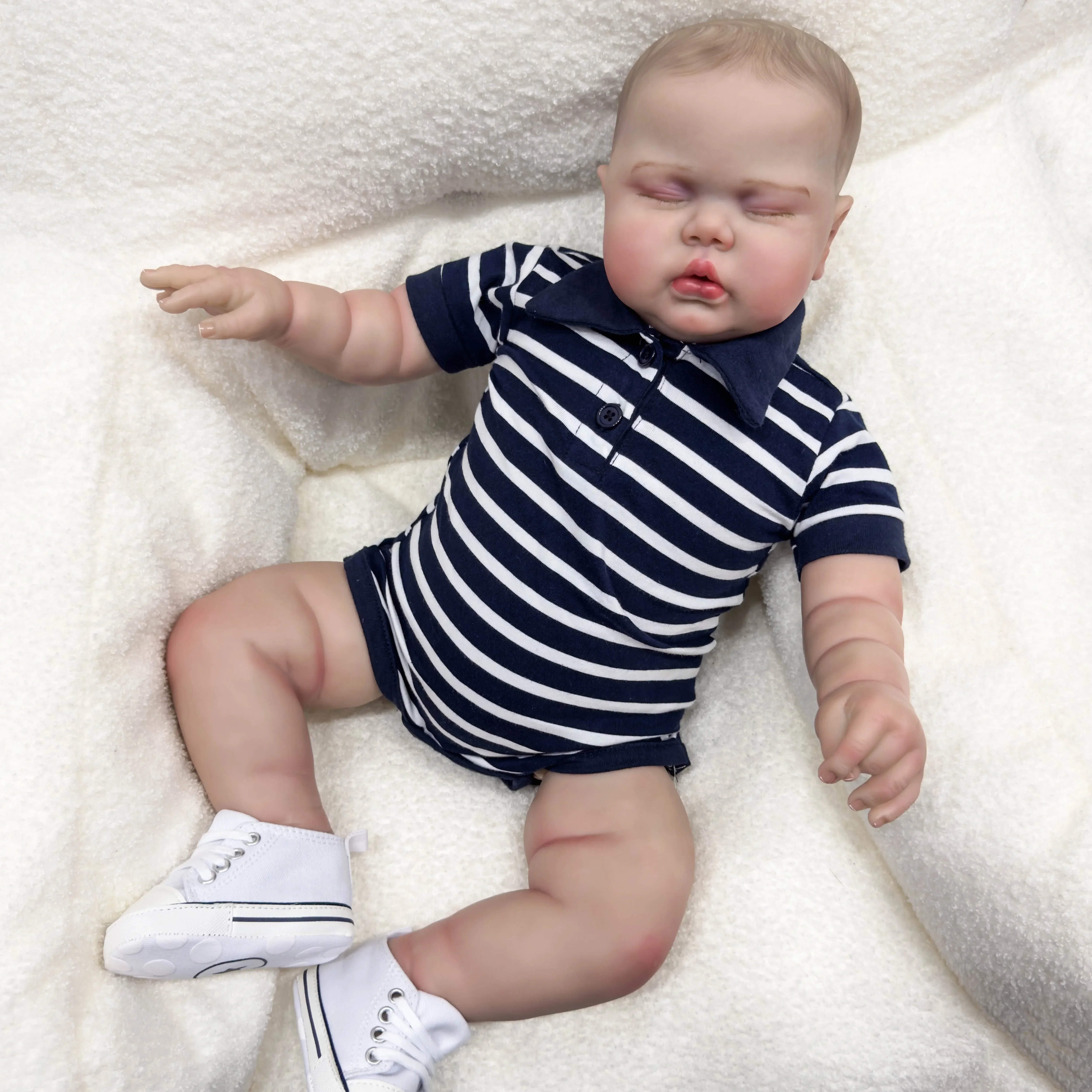 

24Inch pickle Lifelike Reborn Baby Toddler Doll Soft Cloth Body Hand painted Hair Visible Veins Cuddly Baby Doll