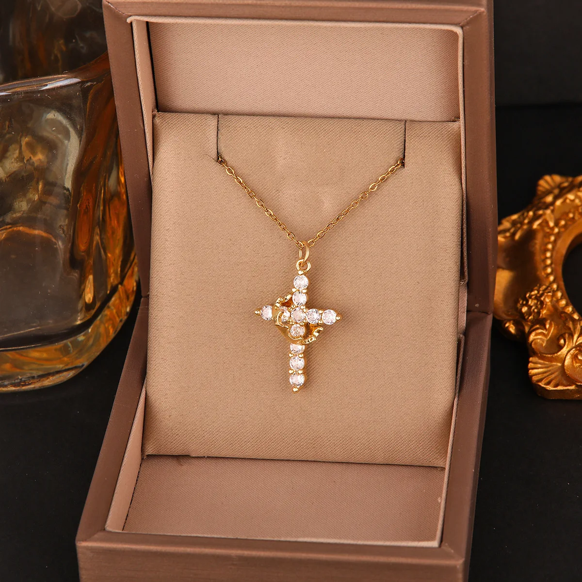 Exquisite Crown Cross Rhinestone Rotating Necklace for Women Fashion Copper Stainless Steel Necklace Party Banquet Jewelry Gift