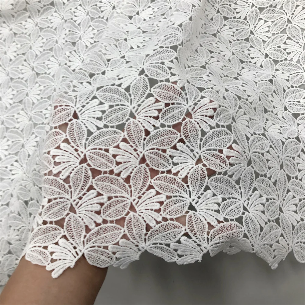 Weißer Spitzenstoff Hohe Qualität 2026 Wasserlösliche Bestickte Modische Weiche Spitze 5 Yards – Detail 10
