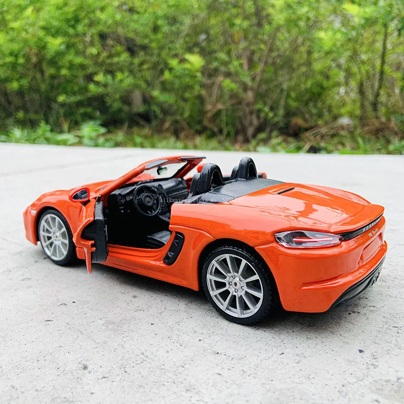 Bburago 1:24 Porsche 718 Boxster simulation alloy car model crafts decoration collection toy tools gift