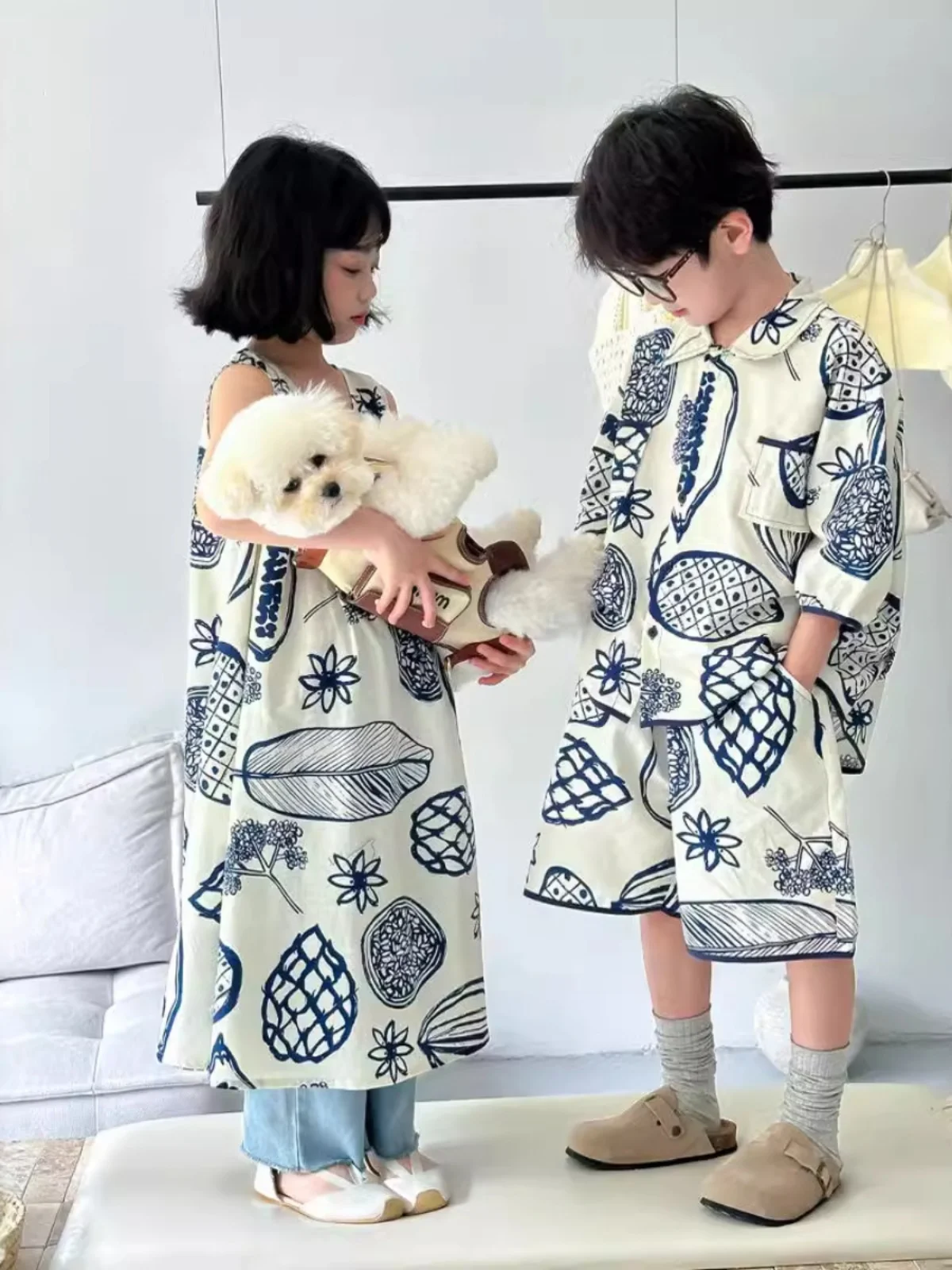 Conjunto de Vestido Casual de Verão com Manga Curta e Shorts para Crianças, Roupa Infantil com Padrão Irregular, Conjunto de ...