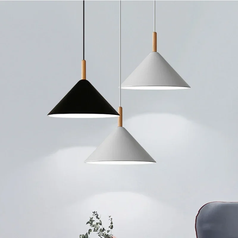 

Nordic Minimalist Style Iron Wood Pendant Light Black White Restaurant Bedroom Study Home Decoration Creative Art Triangle Shape