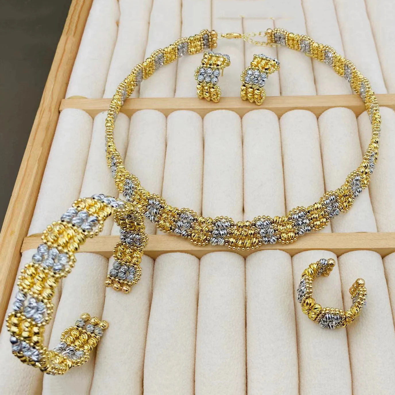 New Fashion Luxury 4Pcs Braided Chain Jewelry Set Multicolor Gold Plated Beaded Necklace Earrings Bracelet Ring for Bridal Party