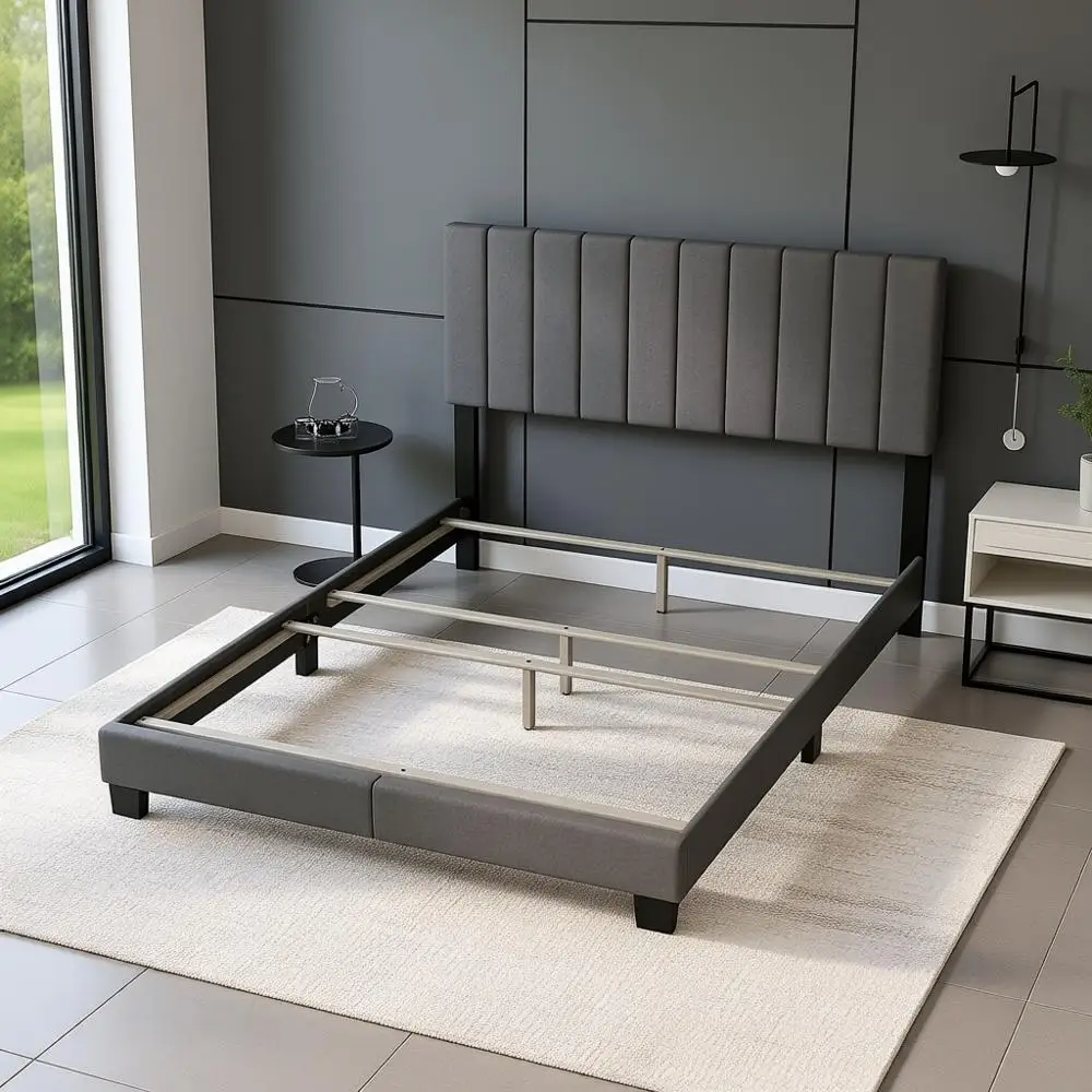 モダンなグレーの布張りのクイーンベッドフレーム、リネン製のヘッドボード、無垢材の脚、調節可能なベース用のスラットなし