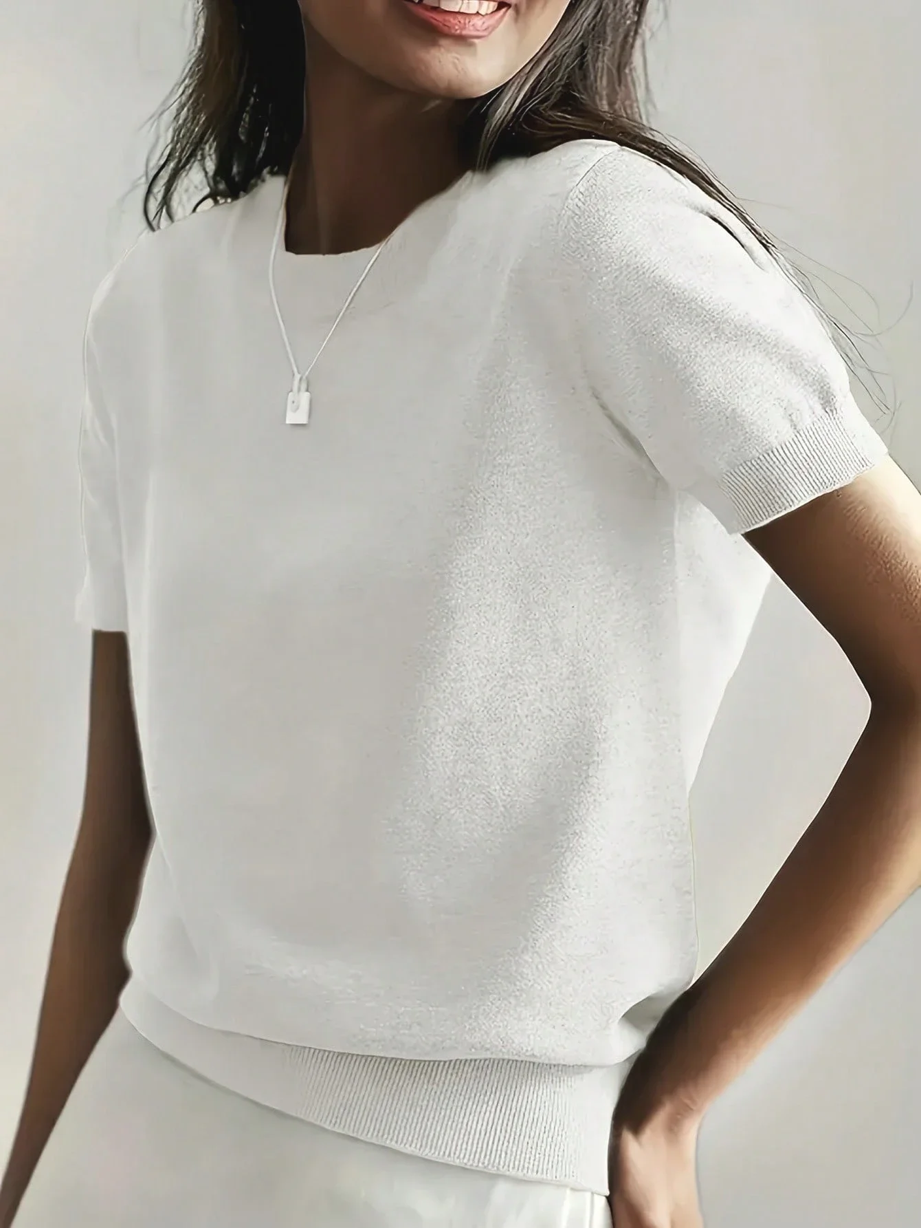

Minimalist Lightweight Knit Short Sleeve T-Shirt Top Solid White Summer