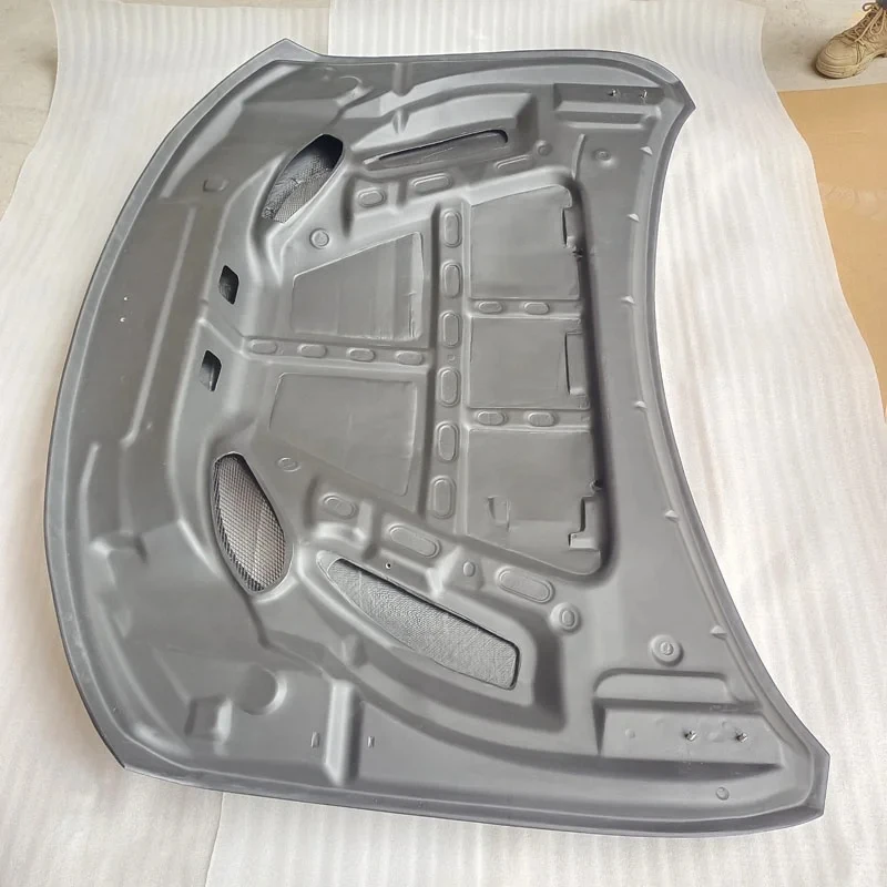 

High Quality Carbon Fiber Bonnet Engine Hood Grand Cherokee WK2 2011-2018