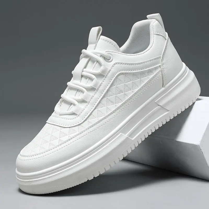 أحذية رياضية شتوية غير مرئية للرجال باللون الأبيض ذات جودة عالية وكعب مخفي أحذية عصرية متعددة الاستخدامات