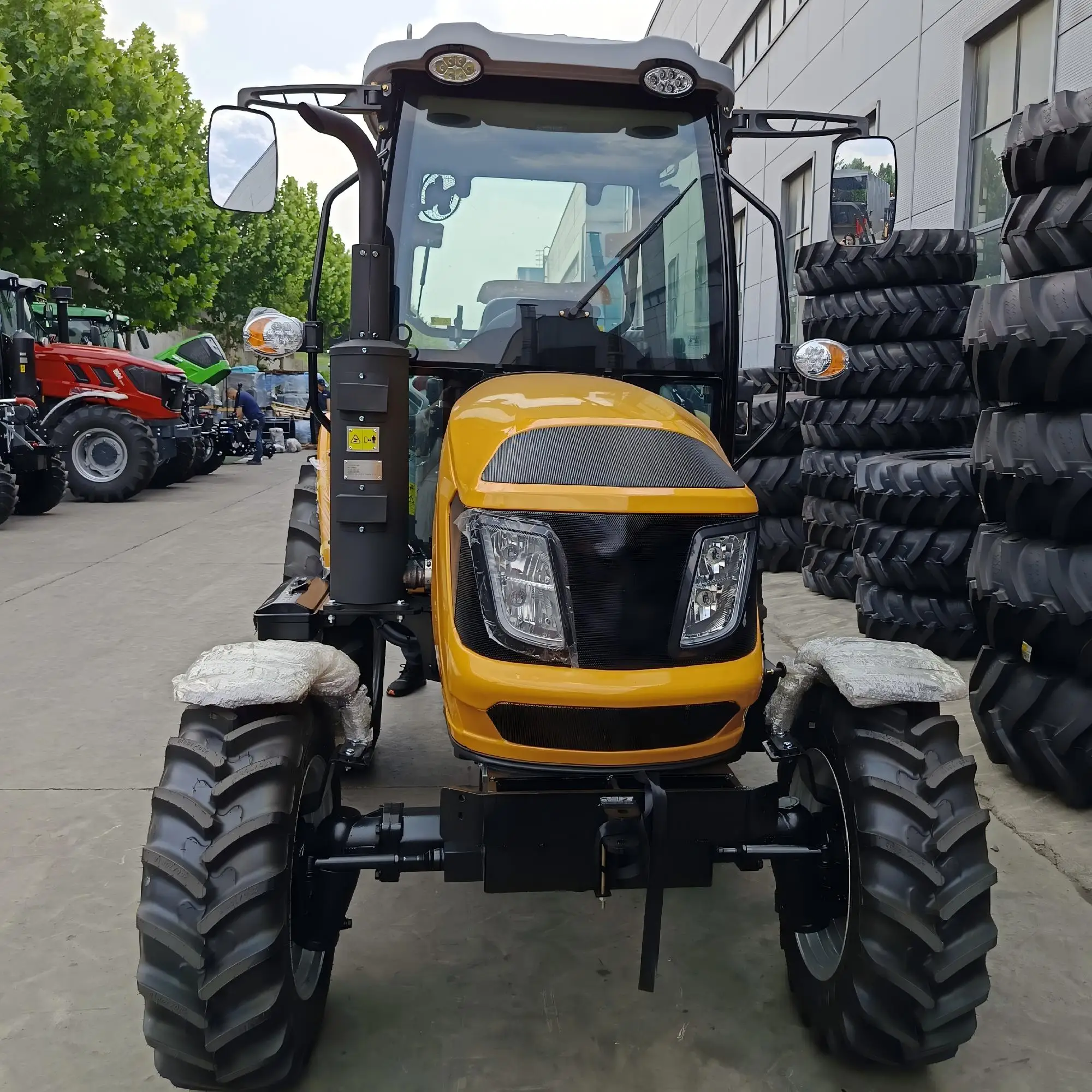 Chinese Factory Tractor Euro 5 CE EPA Diesel Engine Agriculture Machinery Tractors Farm 4 Wheels Drive Agricultural Tractors