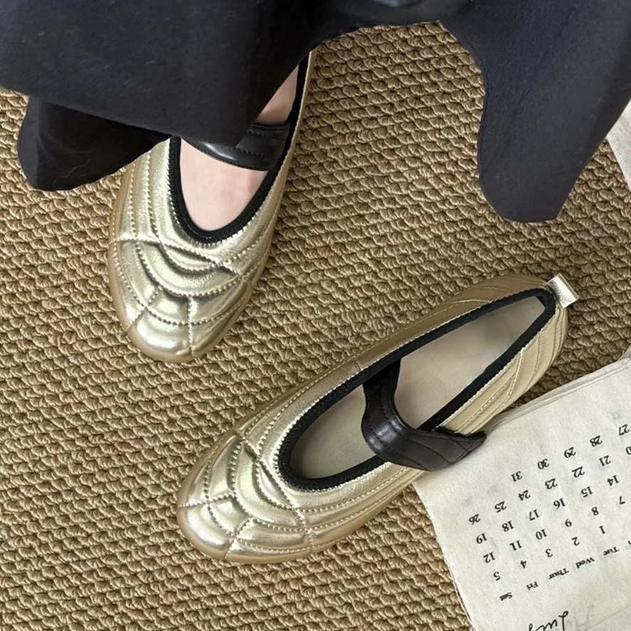 

IPPEUM Женские балетки на плоской подошве, новинка 2025, золотистые туфли Мэри Джейн, балетки на плоской подошве