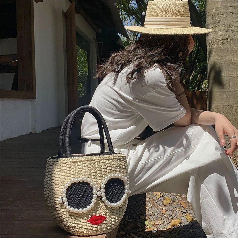 

Fashionable Straw Woven Handbag Red Lip Cartoon Bucket Bag Women's Handheld Basket Weaving Bag Chinese Style Handbag