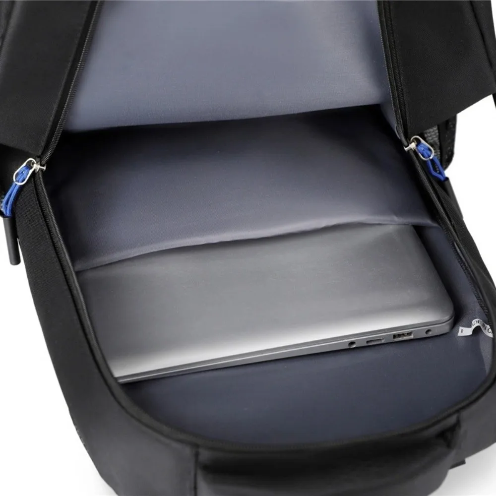 

Большие рюкзаки большой вместимости. Износостойкий дорожный рюкзак из ткани Оксфорд со светоотражающими ремнями. Водонепроницаемая школьная сумка для студентов.