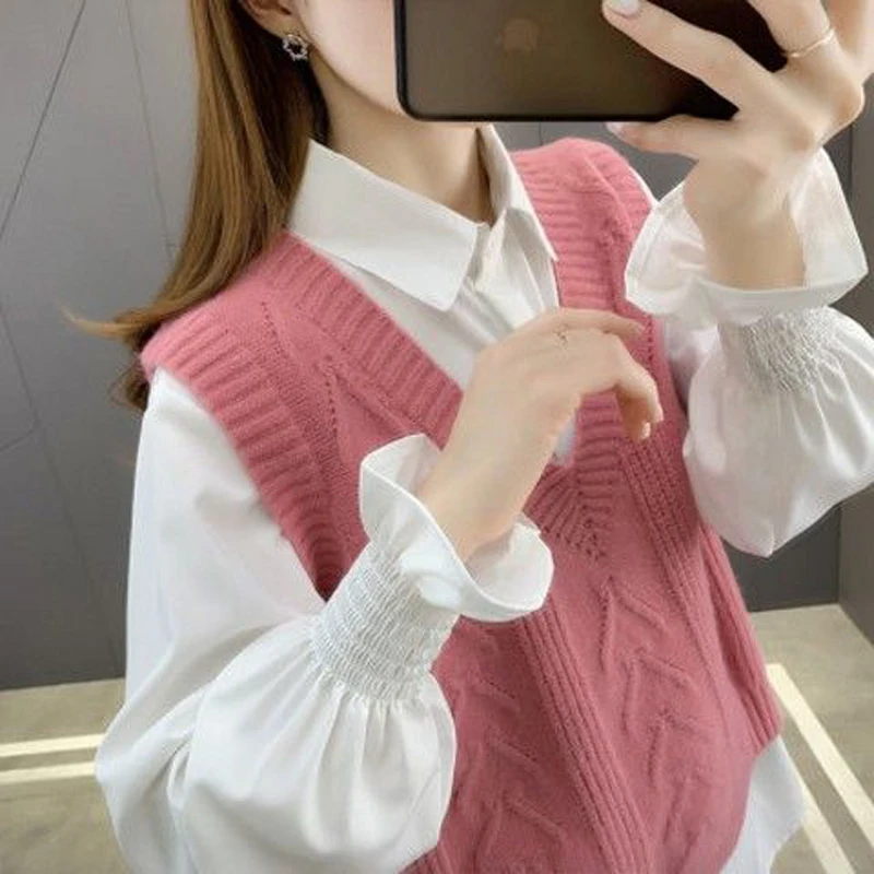 2024 New Sweater Women\'s Knitted Vest Fashion Knitted Jacket Fashionable Loose Sleeveless Sweater Korean Style