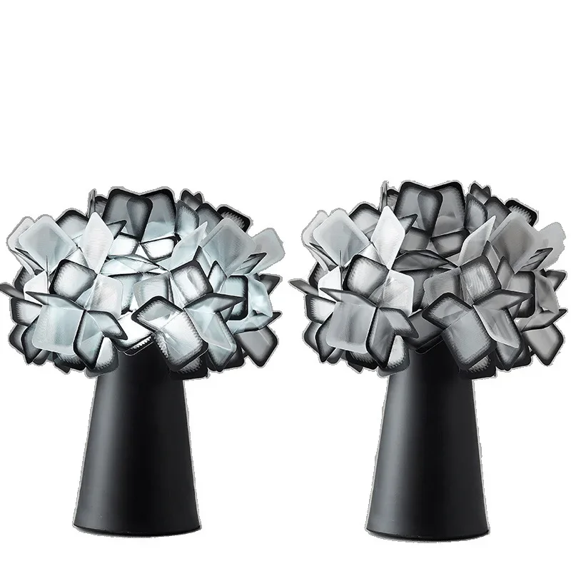 

Bedroom bedside lamp Italian designer flower table simple modern creative pattern living room decorative table lamp