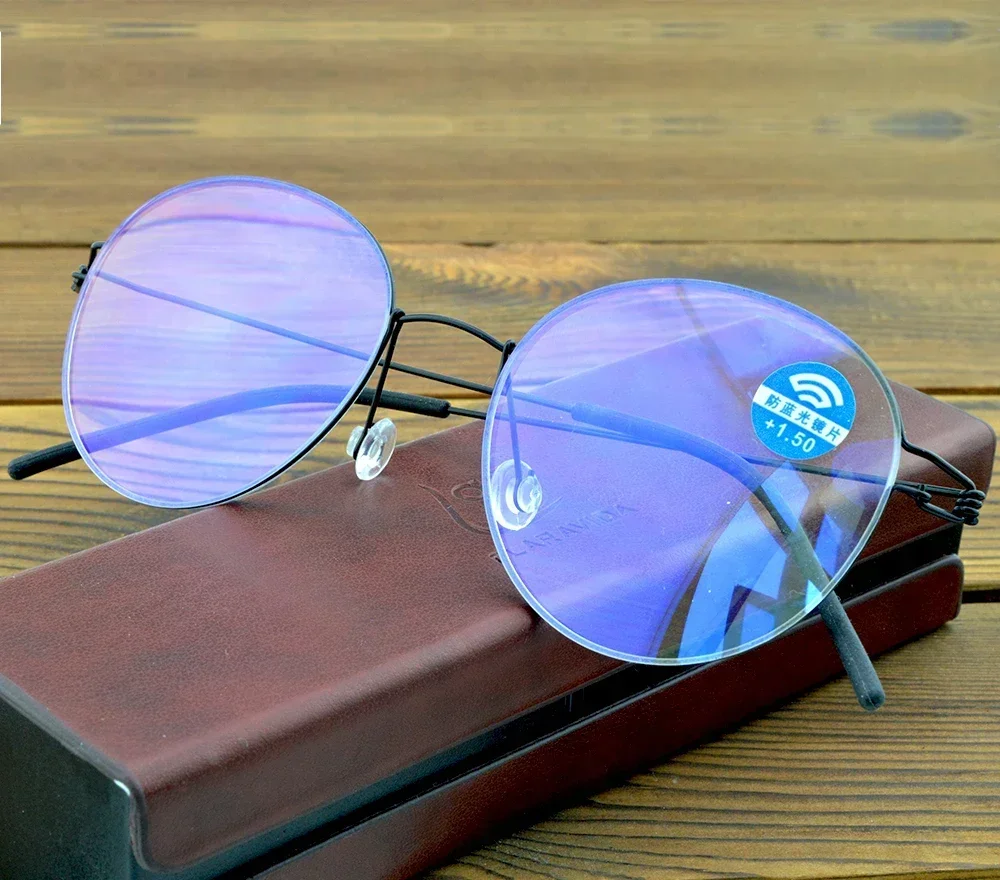 

Clara Vida Medical Nose Pads Antislip Glasses Men Temple 12-layer Coated Lens Round Reading Glasses Women +0.75 to +4