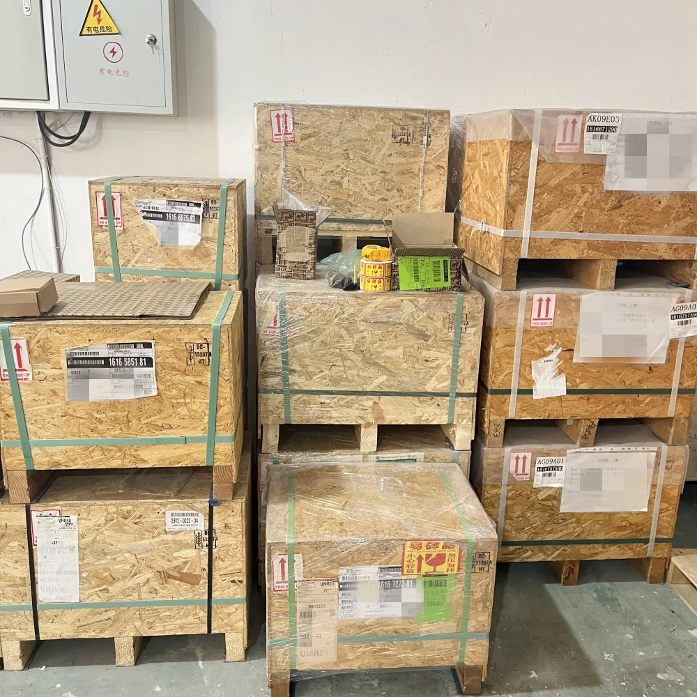 سعر قطع غيار ضواغط الهواء الأصلية قطع غيار صمام السحب الاحتياطي لضاغط الهواء الصناعي فلتر زيت أطلس كوبكو #5