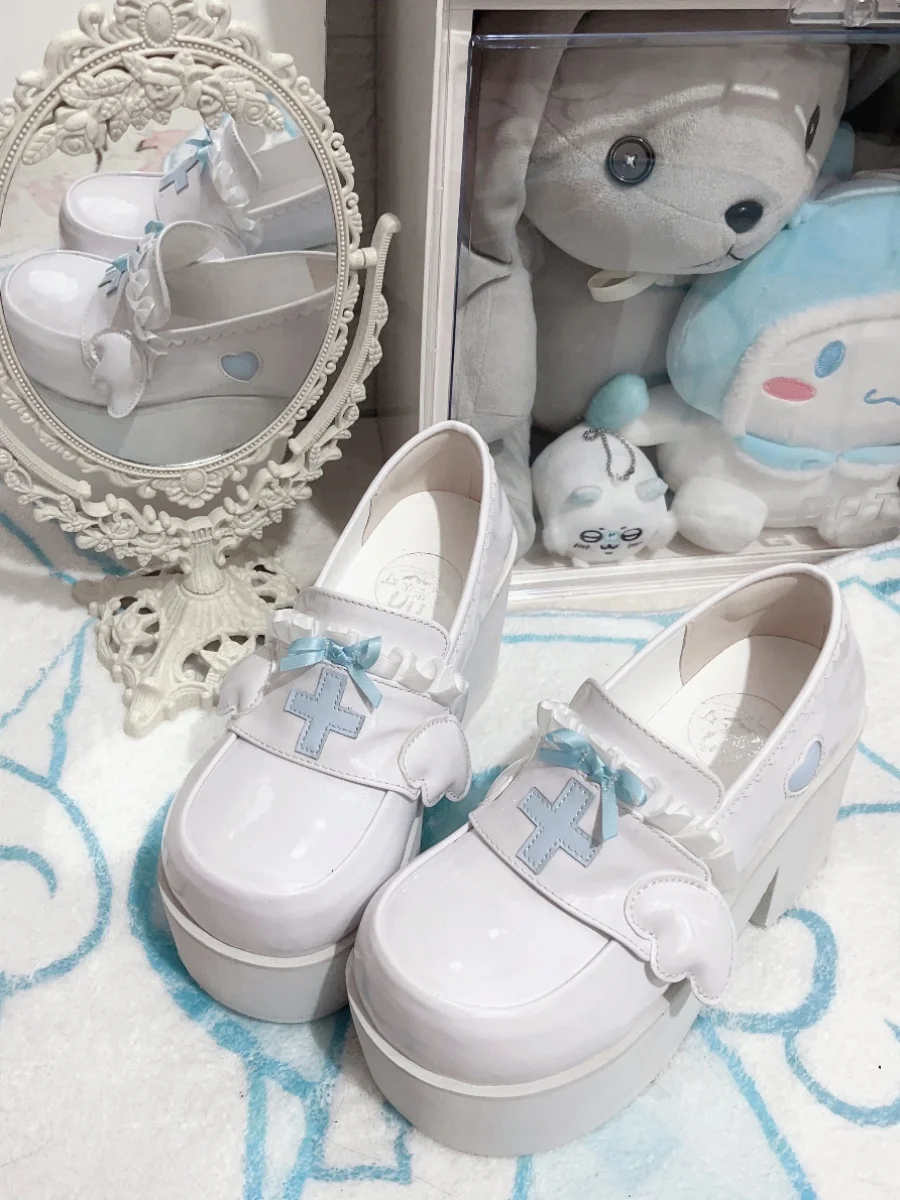 

Ночная сакура, водяная лампа, коробка для зелья, оригинальные туфли в стиле Лолиты на толстой подошве, японская культура, туфли для торта с глубоким вырезом и круглой головкой