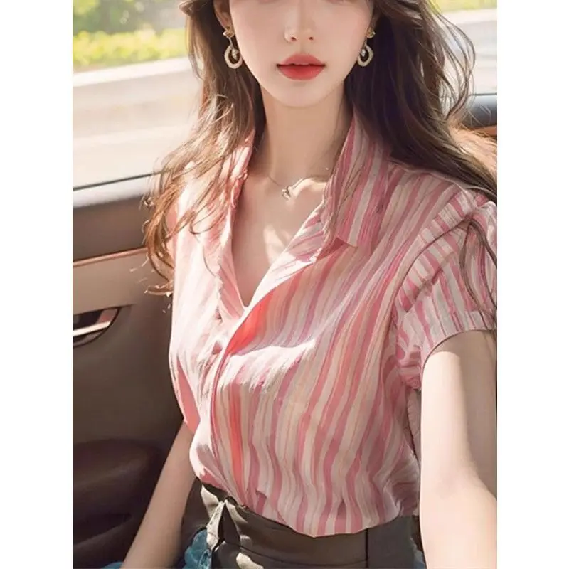 French Elegance สีชมพูลายคอปกแขนสั้นเสื้อผู้หญิงฤดูร้อน Chic หลวม
