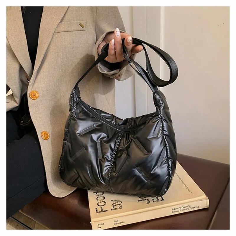 

Стильная винтажная кожаная сумка-тоут, дизайнерская сумка для подгузников, элегантная сумка через плечо для женщин, модная и стильная.