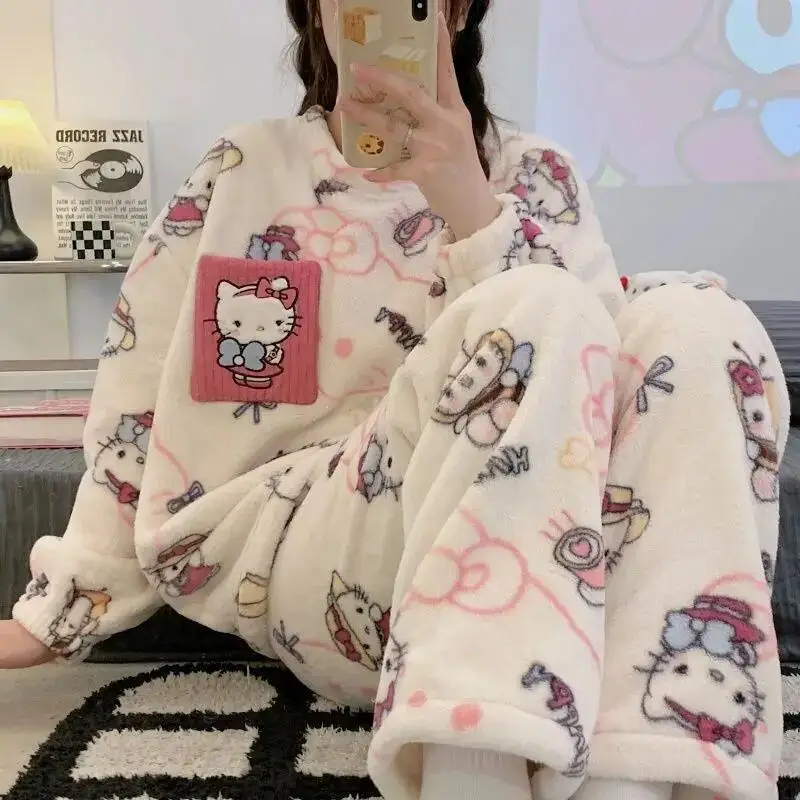 Pijamas de Mujer Hello Kitty Otoño Invierno Terciopelo Coral Ropa de Casa Kawaii Conjunto de Pijamas para Niñas Suaves de Dibujos Animados Estilo Holgado Nuevo Regalo