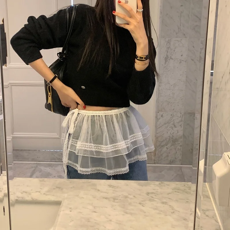 Minifalda con lazo lateral y ribete de encaje de cintura alta versátil de estilo coreano - Corte en A con dobladillo en capas