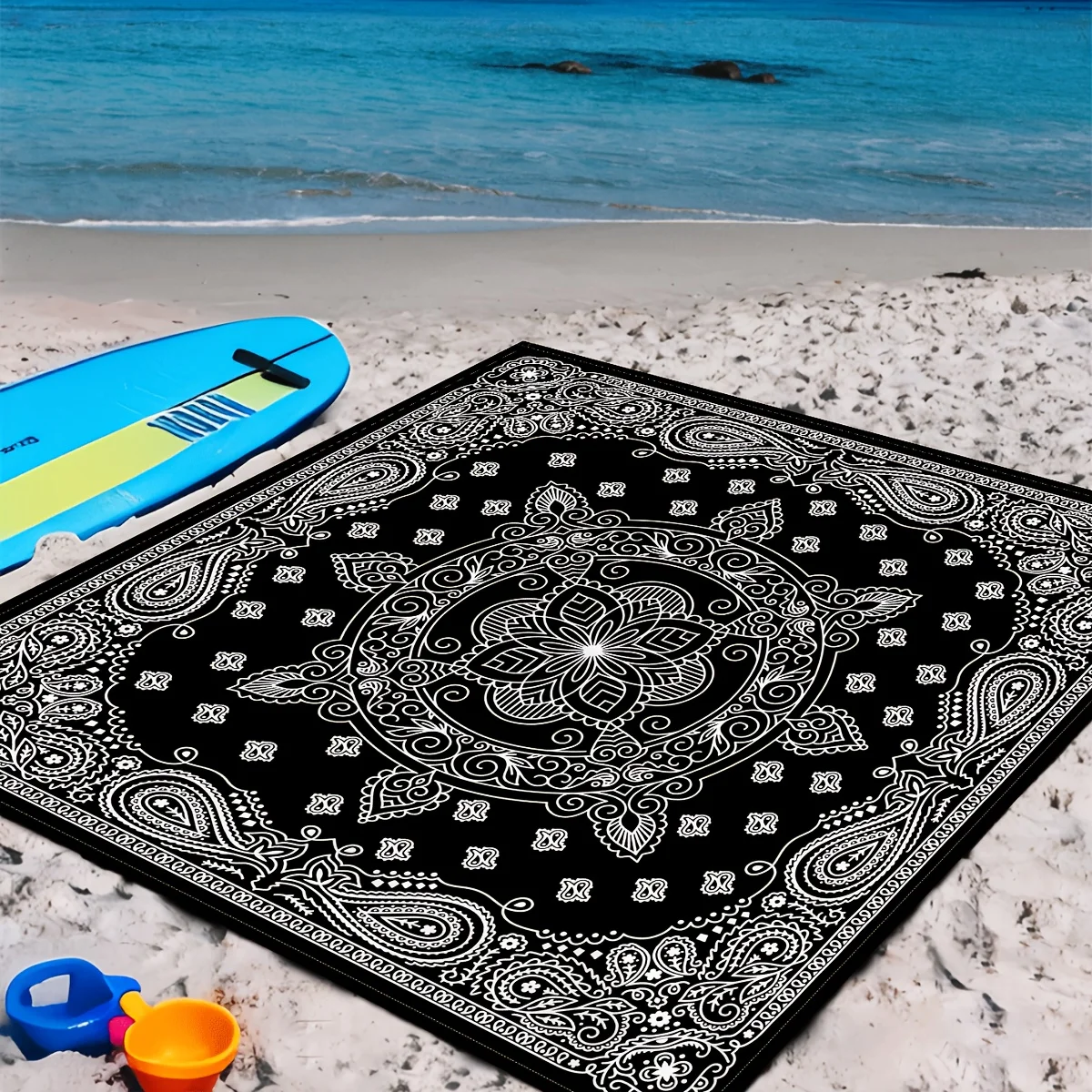 VIKAMA Outdoor Carpet Lightweight and Durable Camping and Picnic Floor Mat Manhai Print Portable Storage Beach Mat