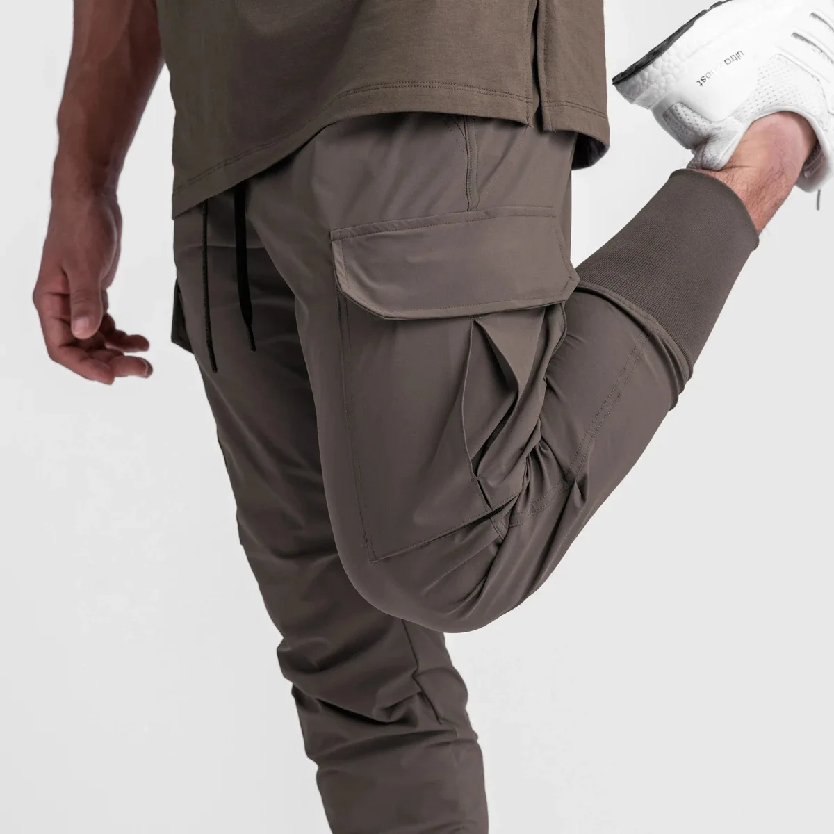 2024 New Men's Cargo Pants Summer Thin Loose Quick-Drying Elastic Leggings Running Training Sweatpants Casual Trend Trousers