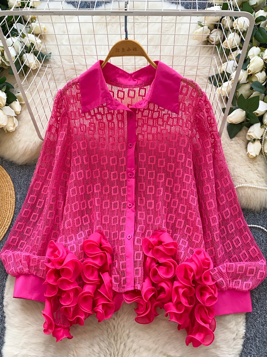 

Women Autumn Shirt European Unique Luxury High-end Shirt Thin Design 3D Lace Loose Fungus Edge Top Female Blouse BL285