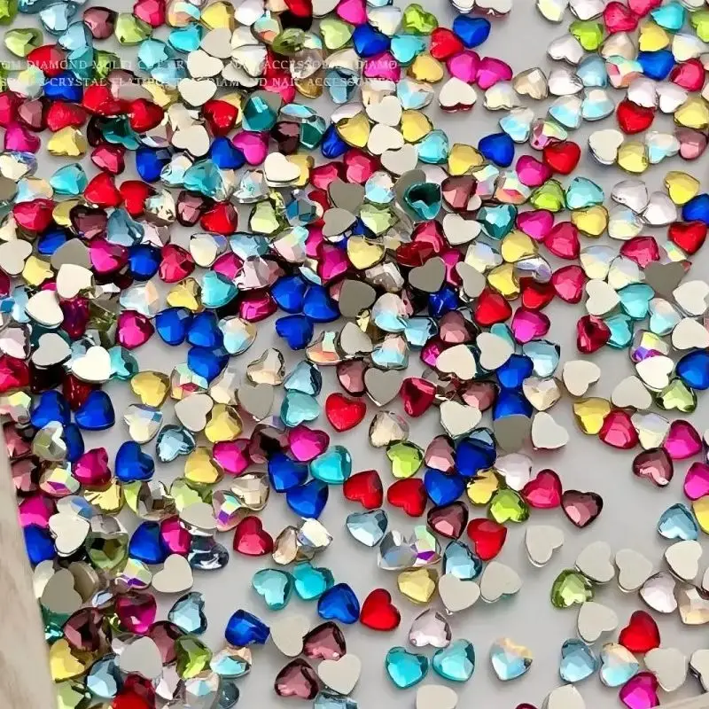 YYM 50 peças de Strass para Unhas em Formato de Mini Coração Brilhante, Diamantes de Coração com Base Plana, Cristais de Vidro para Decoração de Unhas e Manicure