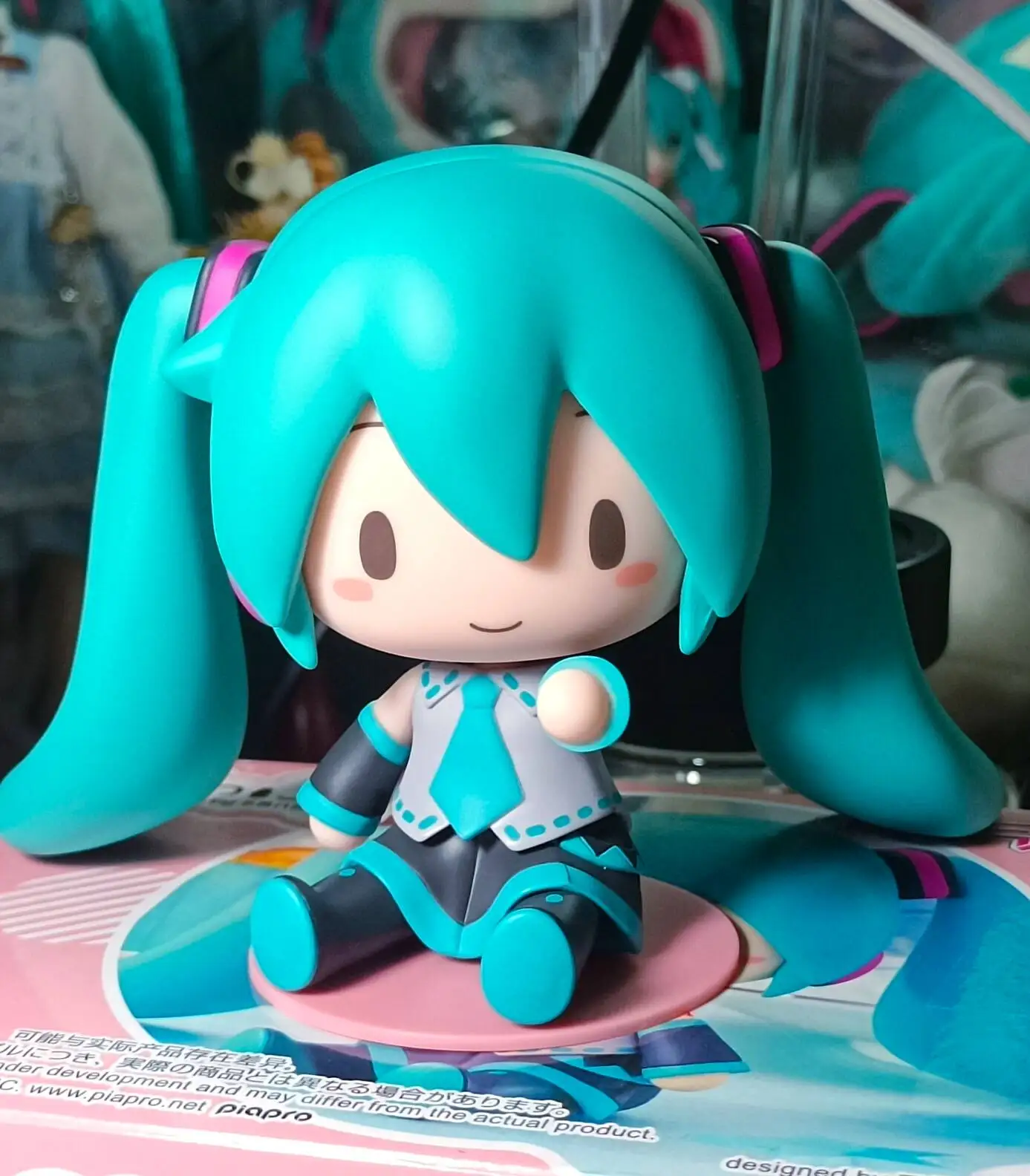 Figuras de Anime genuinas de Hatsune Miku versión Q muñecas en miniatura de PVC colección de figuras de acción DIY emoticonos decoraciones creativas regalo