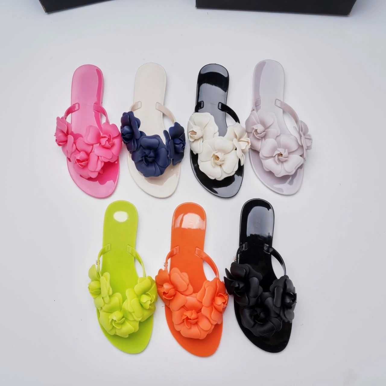 Summer Women's Jelly Shoes Brazil 3D Camellia Flower Flat Bottom Slippers 7 Colors Candy Color Flower Beach Shoes Flip Flops